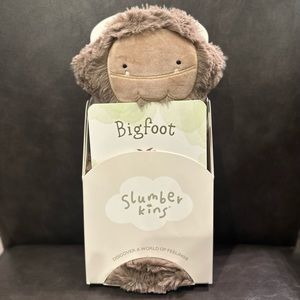 NIB Slumberkins Maple Bigfoot SNUGGLER